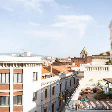 Alberto's Piazza Roma 3*